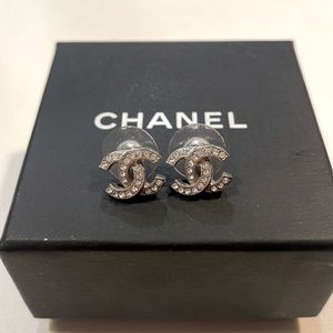 Authentic CHANEL cc crystal stud earrings, never worn! Comes with original box.